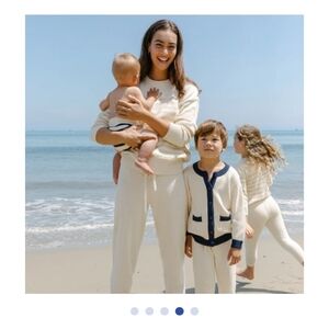 Maisonette Minnow 3-4T Cream and Navy Knit Set